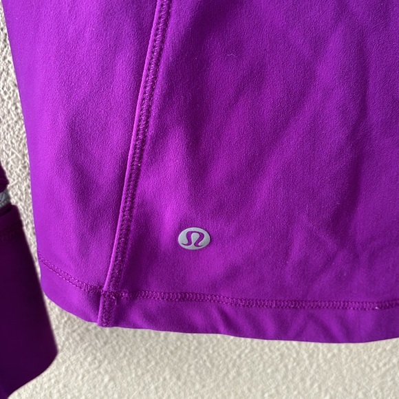 Lululemon Face The Frost 1/2 Zip in Tender Violet Size 4 - Picture 7 of 7